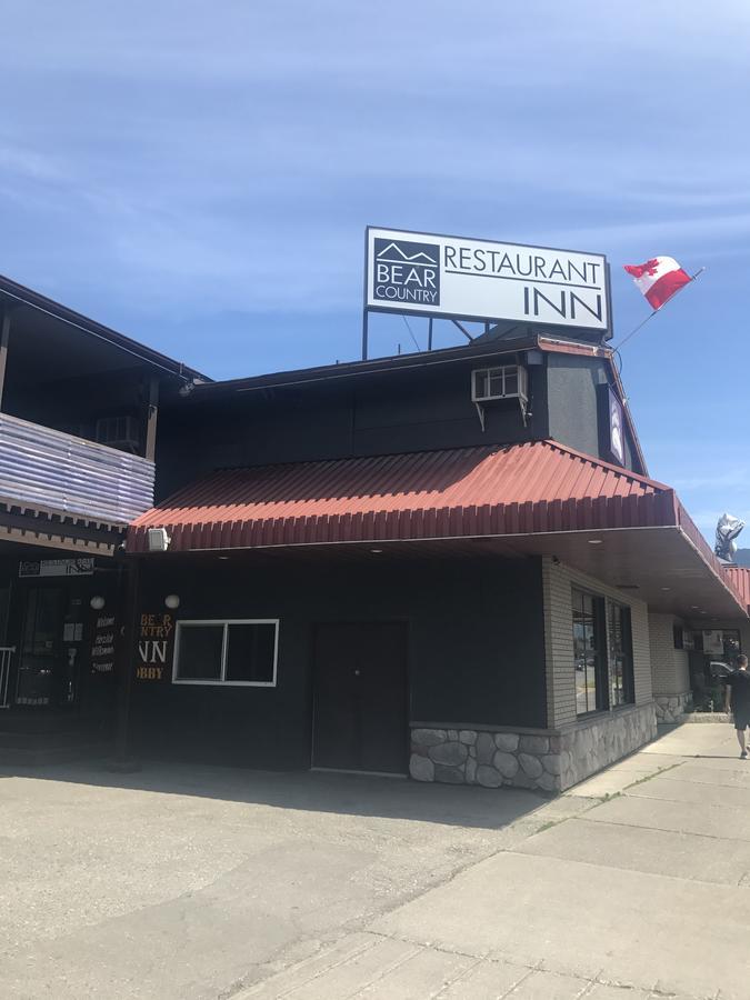 Bear Country Inn テラス エクステリア 写真