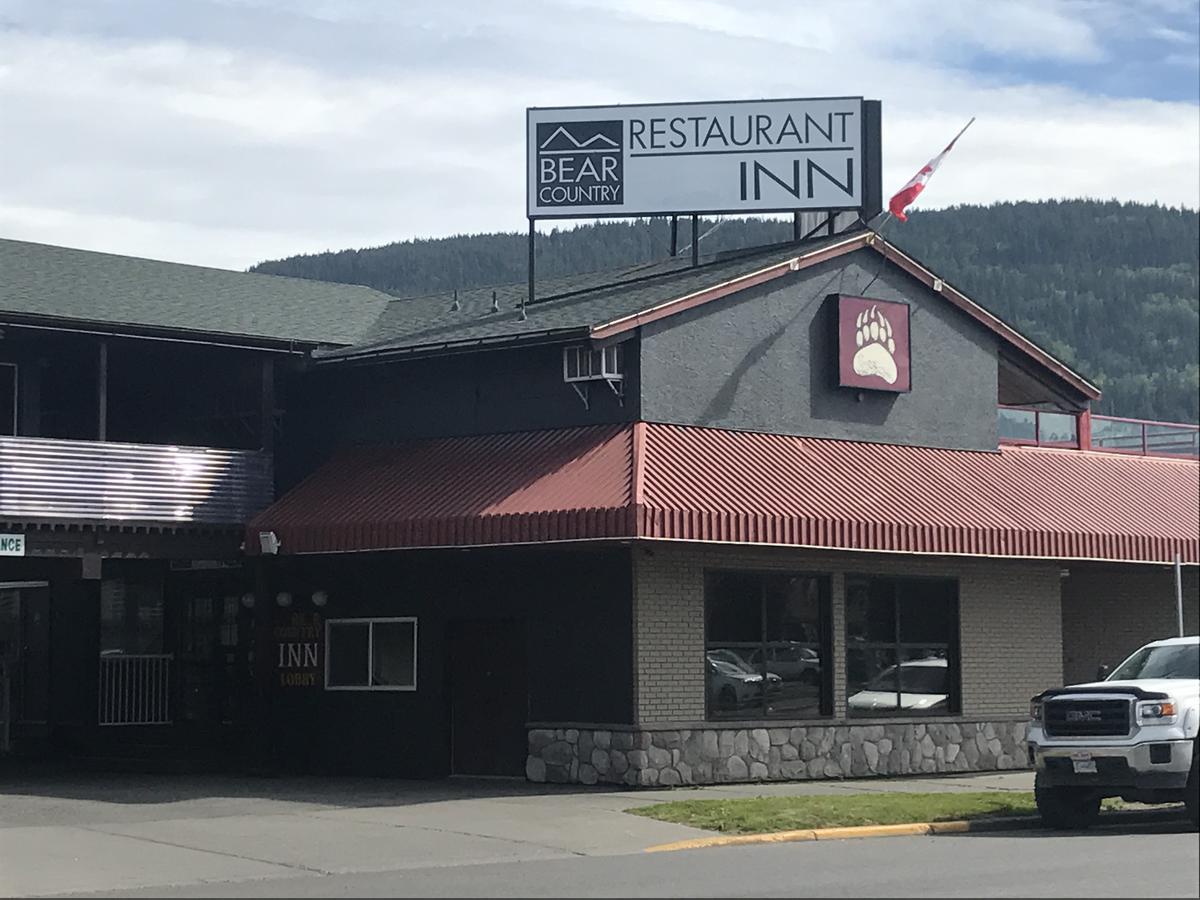 Bear Country Inn テラス エクステリア 写真